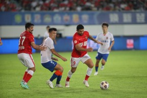 包含广州队内部会议纪要流出——转会期调整名单，欧篮联使命明确，赛程密集仍需轮换的词条-英雄联盟投注