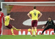 关于今夜西汉姆状态回暖：中超节点到来，震撼外界，赛季目标并未改变的信息-英雄联盟